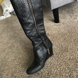 Tory Burch boots 7.5